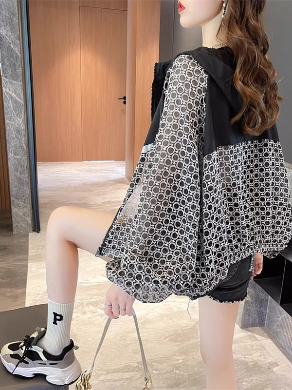 Abbigliamento da donna con cap - Summer Rays Clothing recensione e prezzo